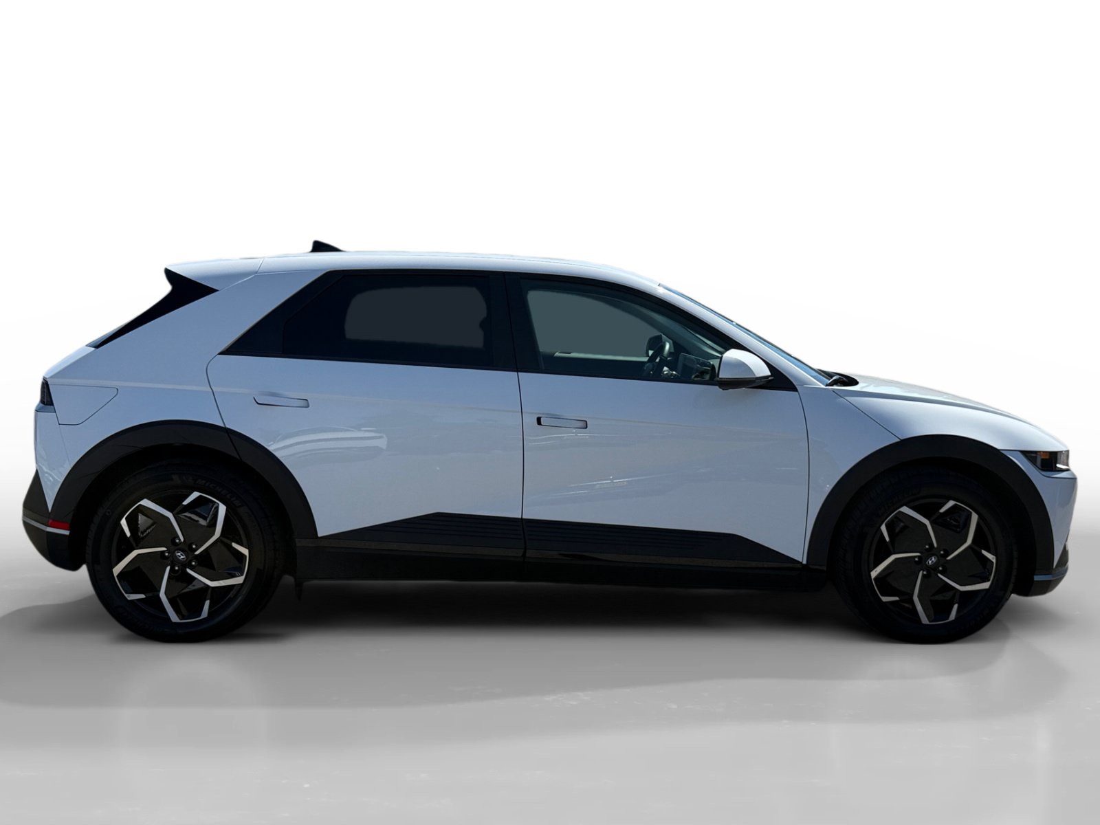 Certified 2024 Hyundai Ioniq 5 SEL RWD image 6
