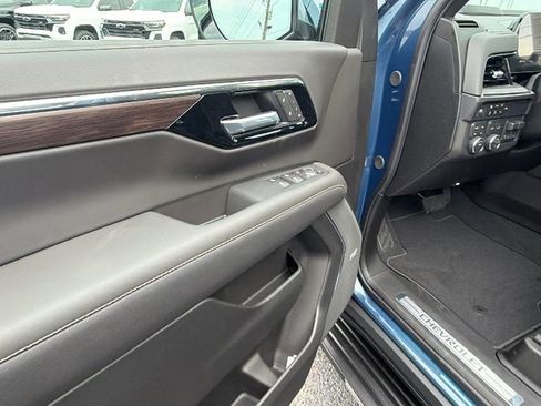 New 2026 Chevrolet Suburban Premier w/ Sun And Tow Package image 11
