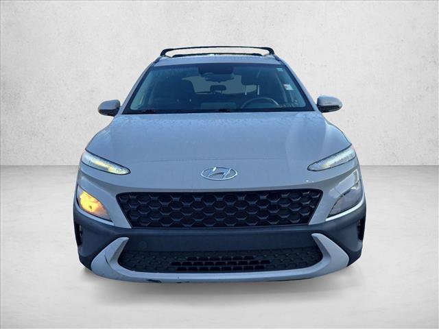 Used 2022 Hyundai Kona SEL w/ Convenience Package FWD image 2