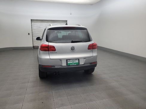 Used 2017 Volkswagen Tiguan Wolfsburg Edition FWD image 6