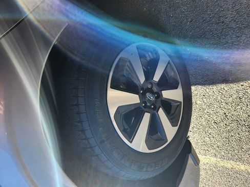 Used 2018 Subaru Forester 2.5i Limited image 23