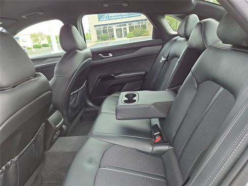 Used 2023 Kia K5 GT-Line image 22