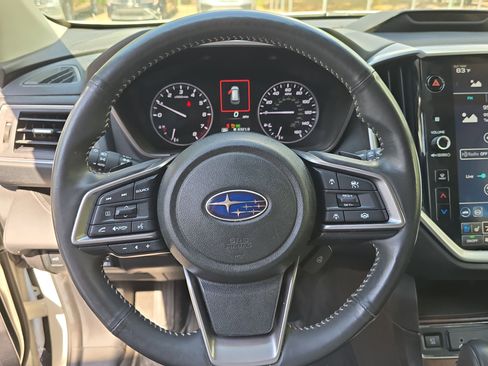 Used 2023 Subaru Ascent Touring AWD/4WD image 30