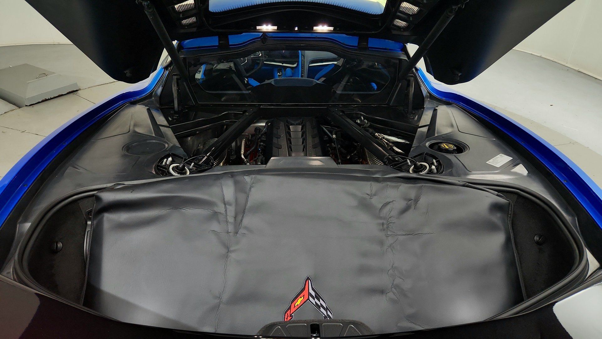 Used 2025 Chevrolet Corvette Stingray Premium Cpe w/ Z51 Performance Package RWD image 22