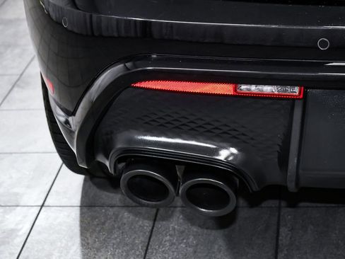 Used 2023 Porsche Macan AWD/4WD image 75