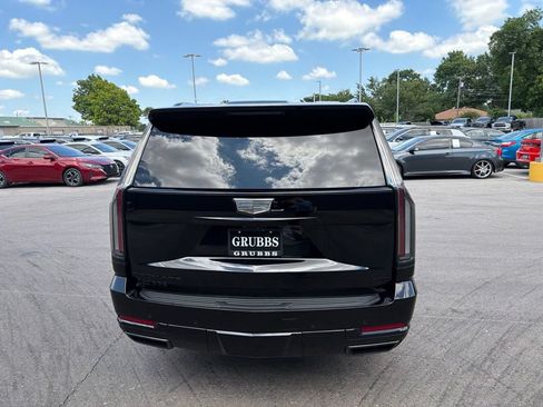 Used 2026 Cadillac Escalade Platinum Sport AWD/4WD image 6