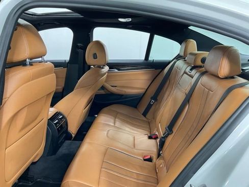 Used 2018 BMW 540i xDrive AWD/4WD image 36
