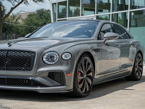 New 2025 Bentley Flying Spur Plug-In Hybrid AWD/4WD image 8
