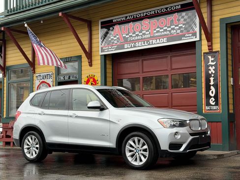 Used 2017 BMW X3 xDrive28i image 3