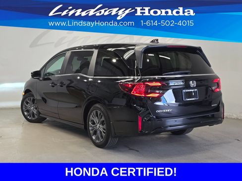 Certified 2025 Honda Odyssey Touring image 4