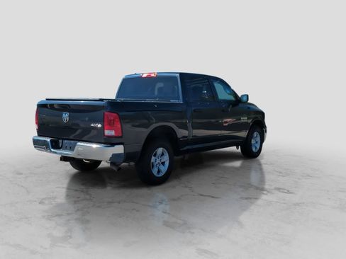 Used 2018 RAM 1500 ST w/ SXT Appearance Group AWD/4WD image 8
