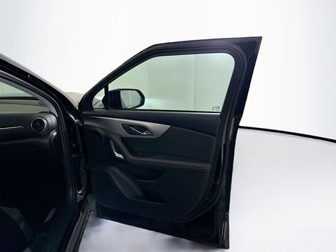 Used 2024 Chevrolet Blazer LT w/ Convenience Package image 32