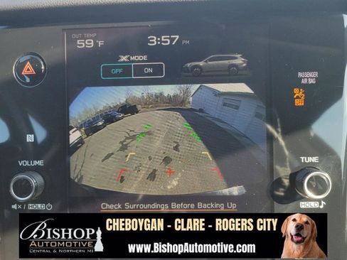 Used 2023 Subaru Outback Premium image 31