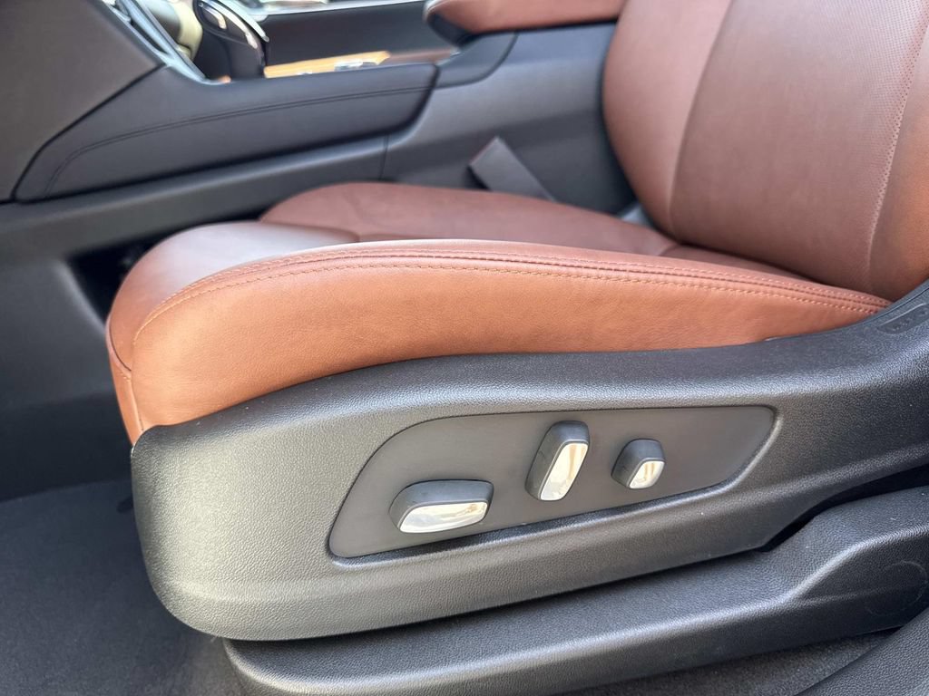 New 2026 Cadillac XT5 Premium Luxury AWD/4WD image 19