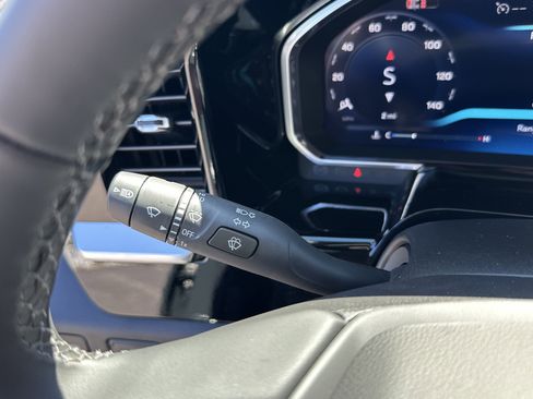 New 2026 Chevrolet Silverado 1500 LT image 20