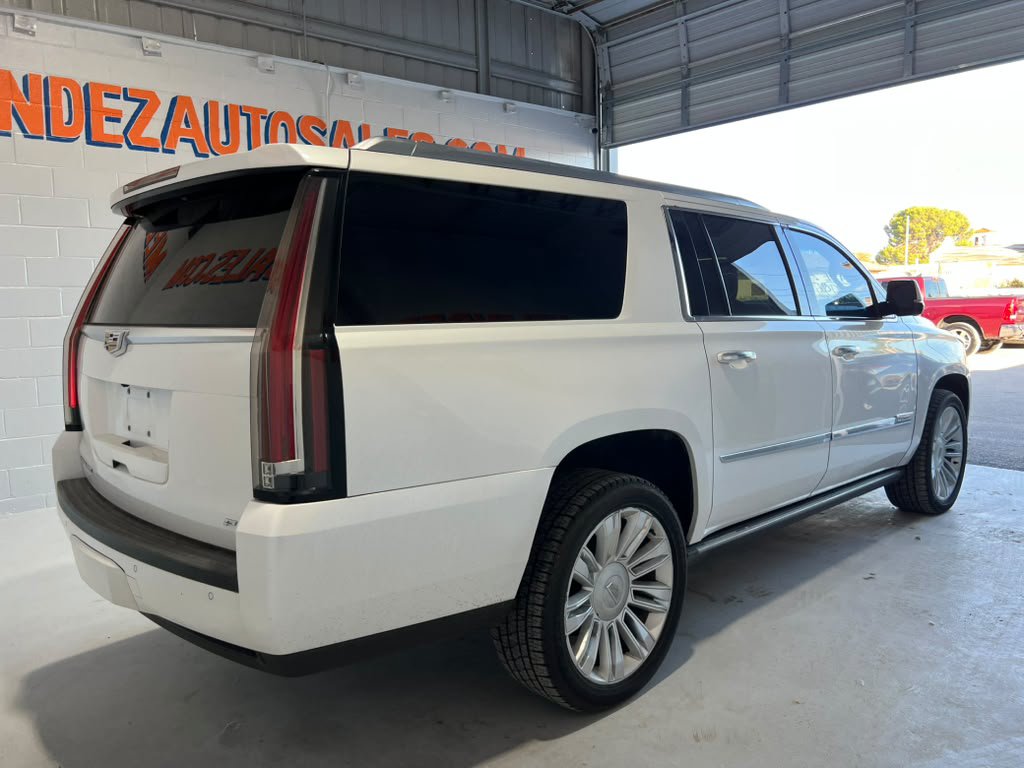 Used 2016 Cadillac Escalade ESV Platinum AWD/4WD image 5