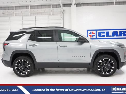 New 2026 Chevrolet Equinox RS w/ Convenience Package III image 4