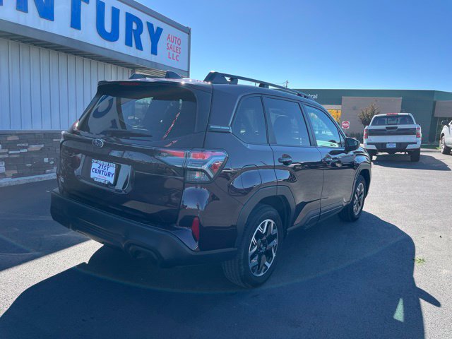 Used 2026 Subaru Forester Premium AWD/4WD image 11