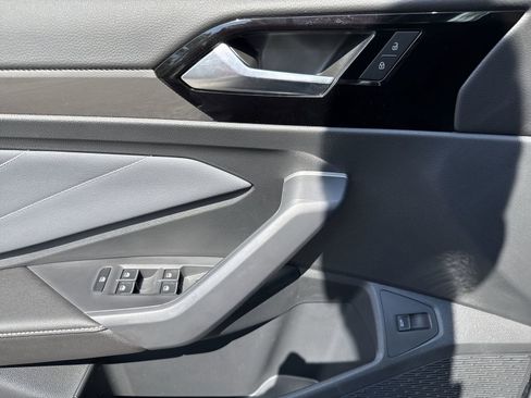 New 2025 Volkswagen Jetta SEL image 15