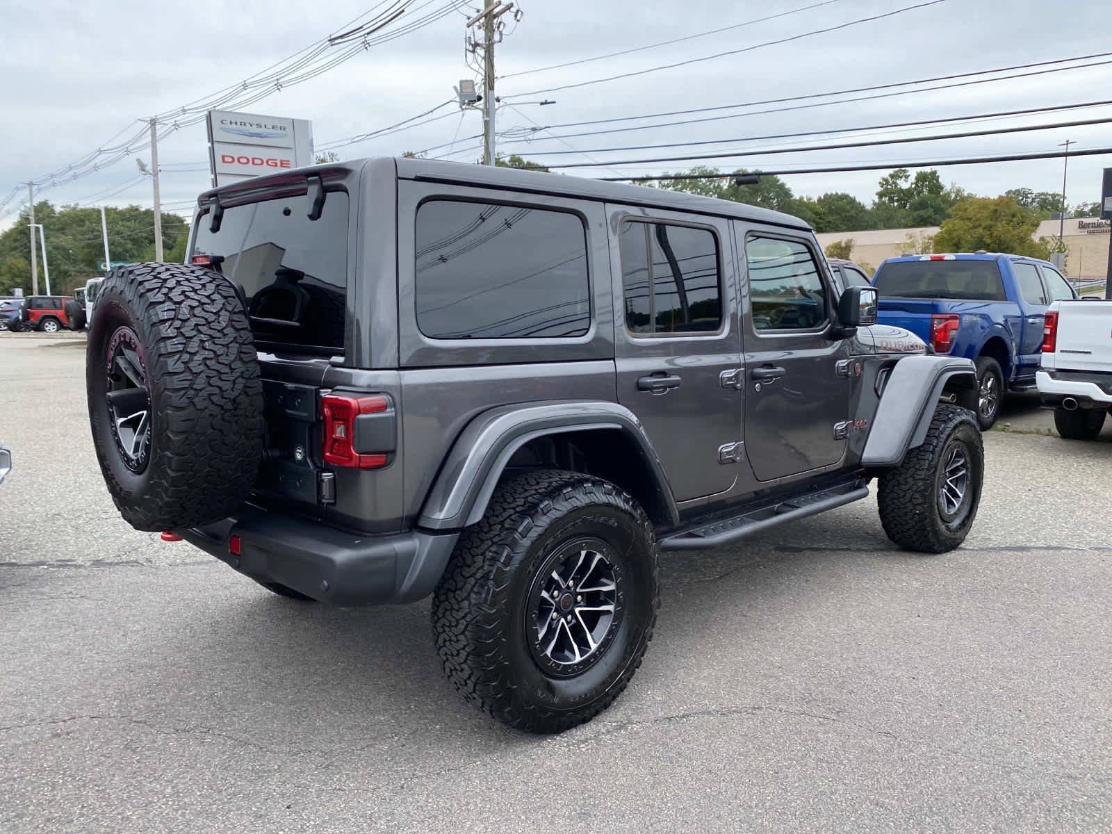 Certified 2026 Jeep Wrangler Unlimited Rubicon AWD/4WD image 3
