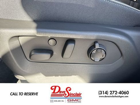 New 2026 Buick Envision Avenir AWD/4WD image 12