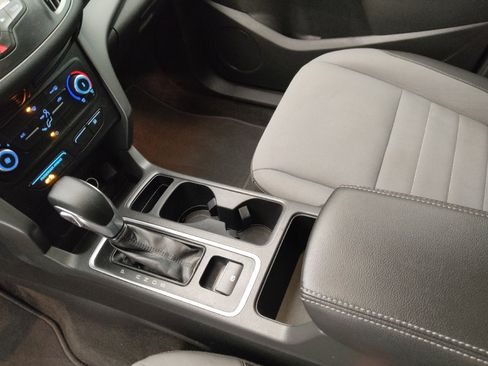 Used 2018 Ford Escape S image 26