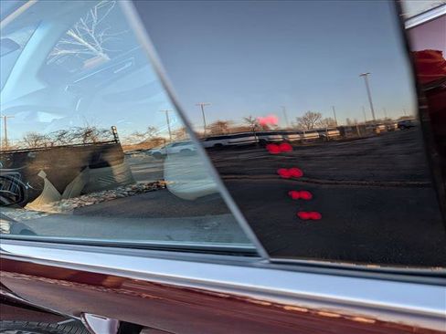 Used 2018 Ford Edge Titanium w/ Equipment Group 302A image 10