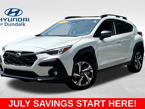 Used 2025 Subaru Crosstrek 2.5i Premium AWD/4WD image 1