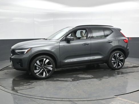 New 2026 Volvo XC40 B5 Ultra w/ Climate Package image 6