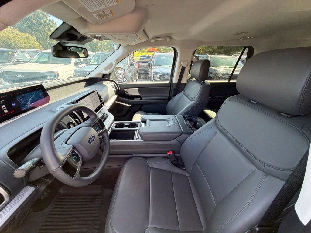 New 2026 Ford Expedition Max Active AWD/4WD image 10
