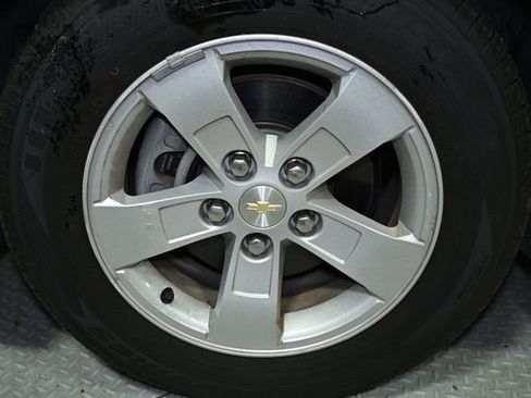 Used 2016 Chevrolet Malibu LT image 16