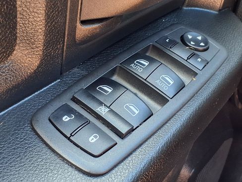 Used 2022 RAM 1500 Tradesman AWD/4WD image 11