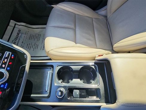 Used 2020 Lincoln Corsair Reserve image 21