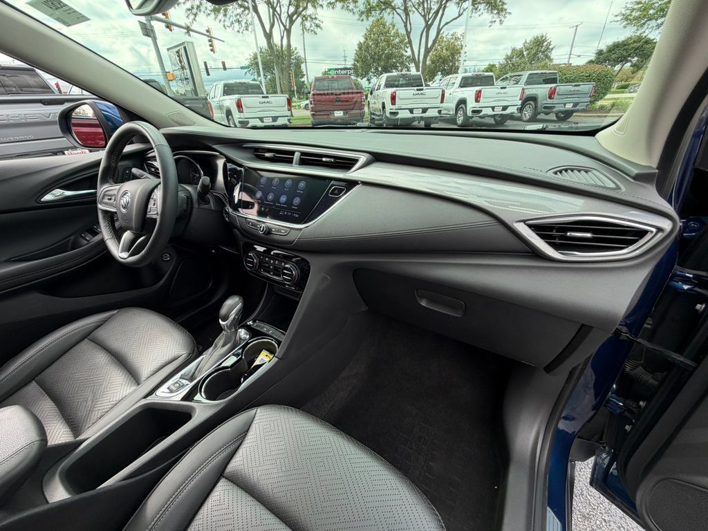 Certified 2023 Buick Encore GX Essence w/ Experience Buick Package FWD image 16