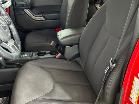 Used 2014 Jeep Wrangler Unlimited Sport w/ Quick Order Package 24S image 12