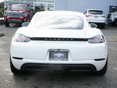 Used 2018 Porsche 718 Cayman Base image 4