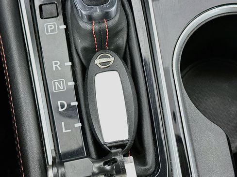 Used 2024 Nissan Altima 2.5 SR FWD image 24
