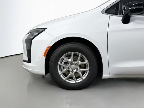 New 2027 Chrysler Pacifica Select FWD image 31