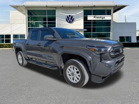 Used 2024 Toyota Tacoma SR5 image 1
