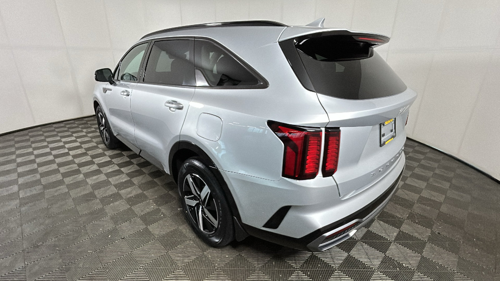 Used 2022 Kia Sorento S FWD image 5
