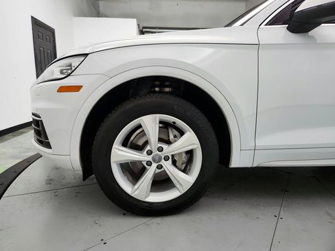 Used 2020 Audi Q5 2.0T Premium w/ Convenience Package AWD/4WD image 31