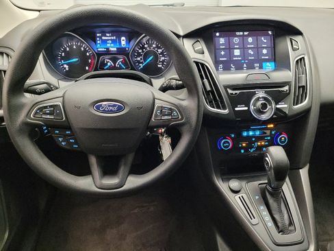 Used 2018 Ford Focus SEL FWD image 22