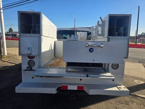 Used 2009 Ford F350 Lariat image 15