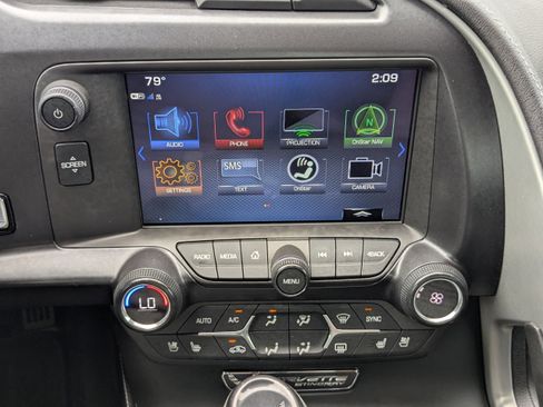 Used 2019 Chevrolet Corvette Stingray Coupe image 19