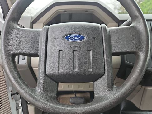 Used 2008 Ford F250 XL image 19
