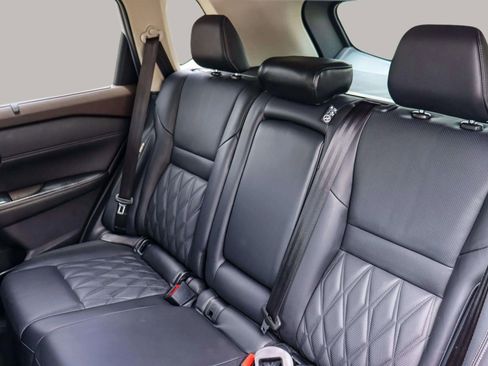 Used 2022 Nissan Rogue Platinum w/ Head-Up Display Package image 27