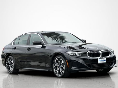 Used 2026 BMW 330i Sedan w/ Premium Package RWD image 7