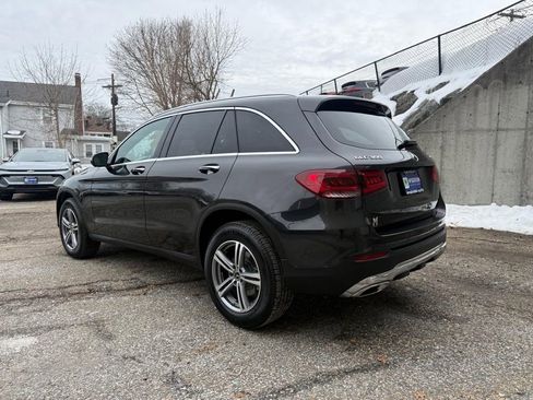 Used 2022 Mercedes-Benz GLC 300 4MATIC image 3