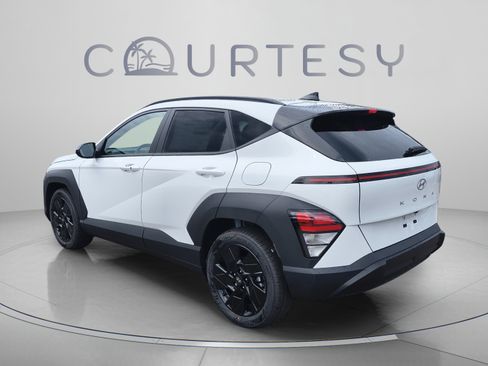 New 2027 Hyundai Kona SEL Sport FWD image 3