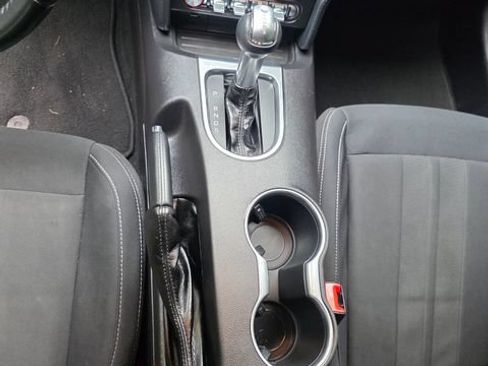 Used 2019 Ford Mustang Coupe w/ Equipment Group 101A RWD image 13